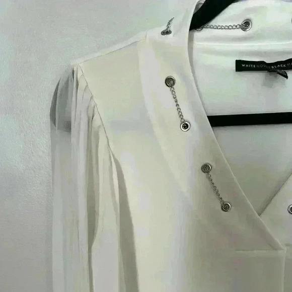 White House Black Market - Chain Detail Blouse - Picture 6 of 9